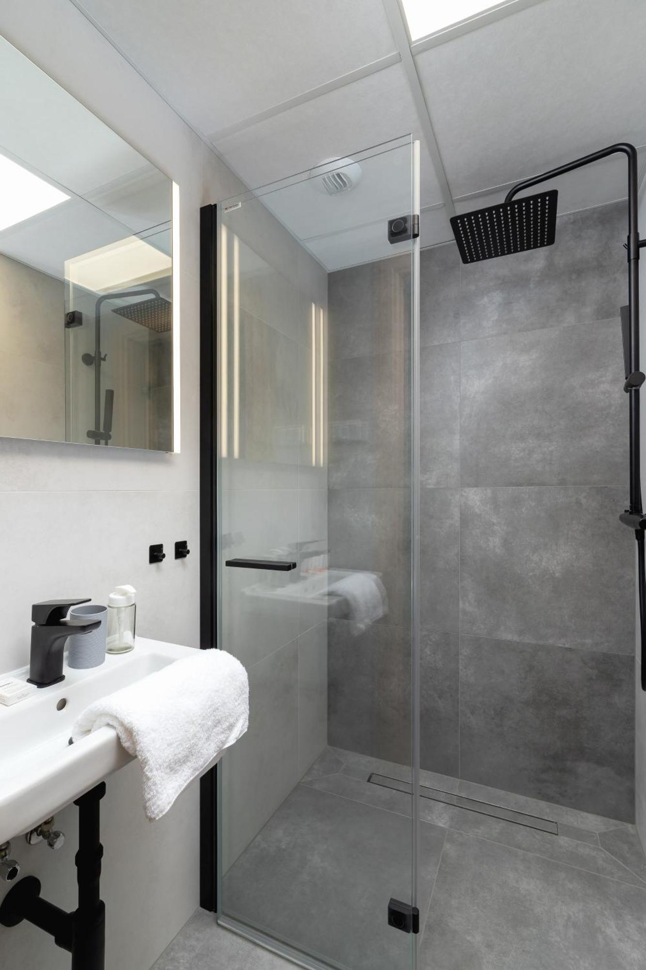 Modern Studios With Air Conditioning In Downtown Krakow By Noclegi Renters Ngoại thất bức ảnh