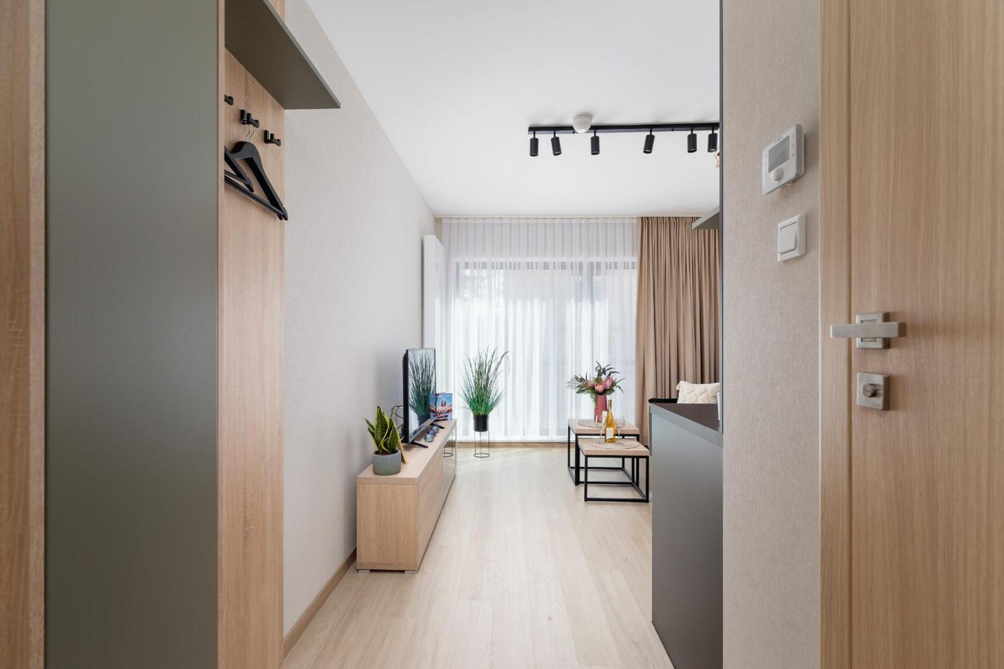 Modern Studios With Air Conditioning In Downtown Krakow By Noclegi Renters Ngoại thất bức ảnh