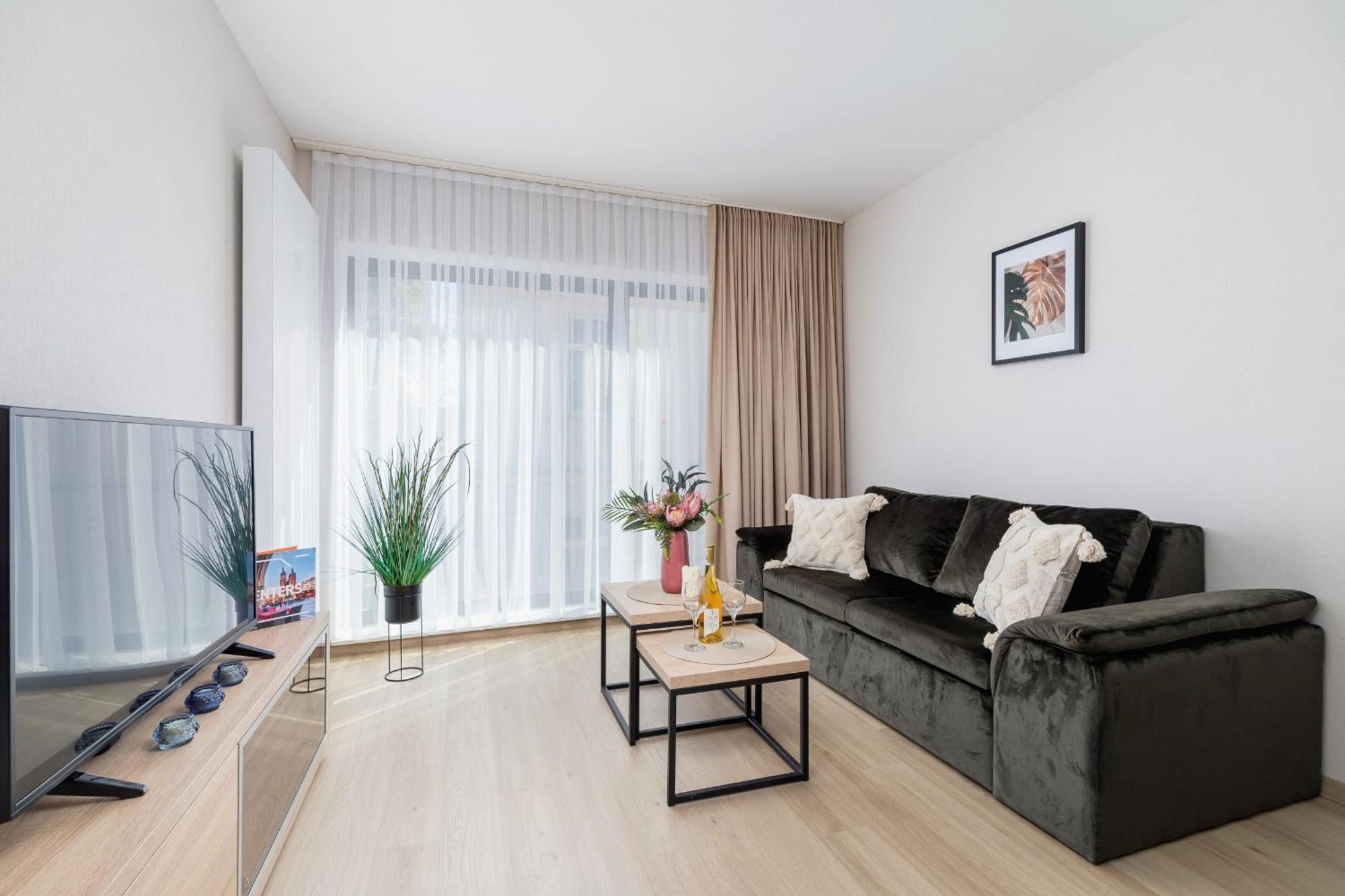 Modern Studios With Air Conditioning In Downtown Krakow By Noclegi Renters Ngoại thất bức ảnh