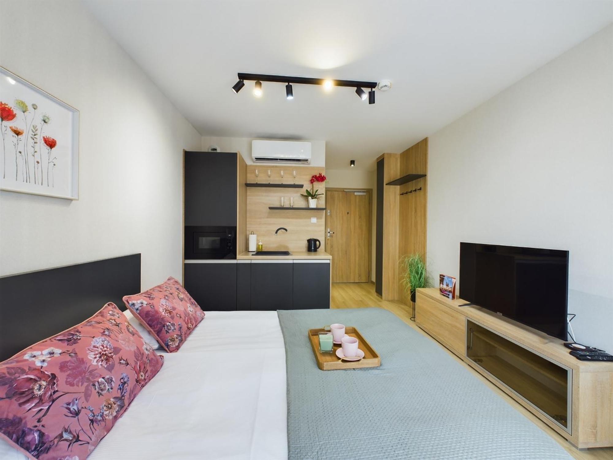 Modern Studios With Air Conditioning In Downtown Krakow By Noclegi Renters Ngoại thất bức ảnh